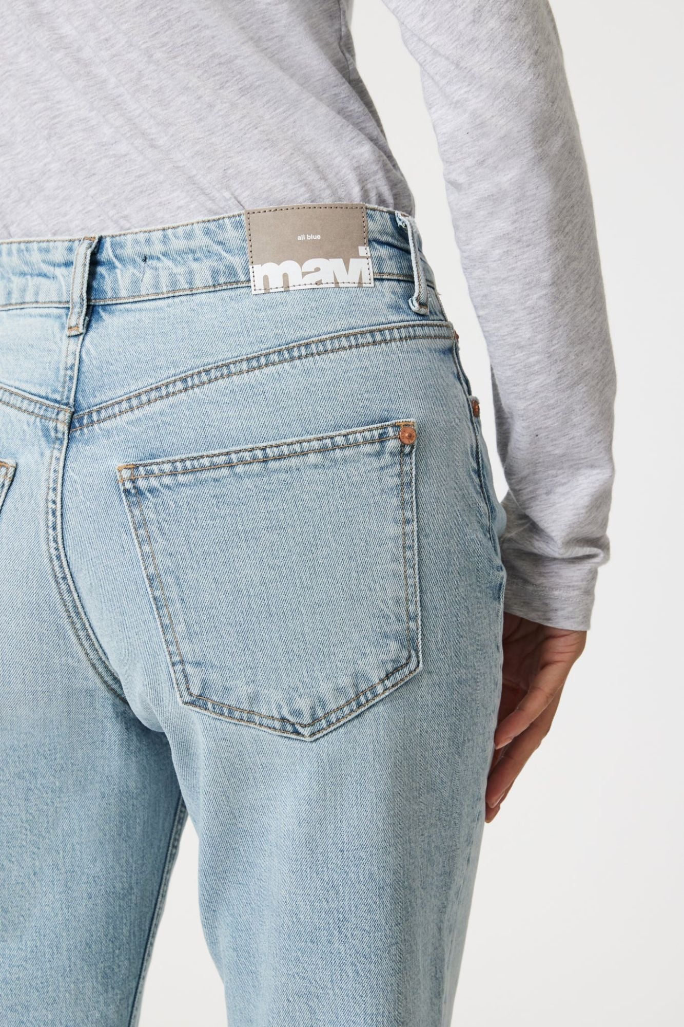 Savannah Straight Leg Jeans