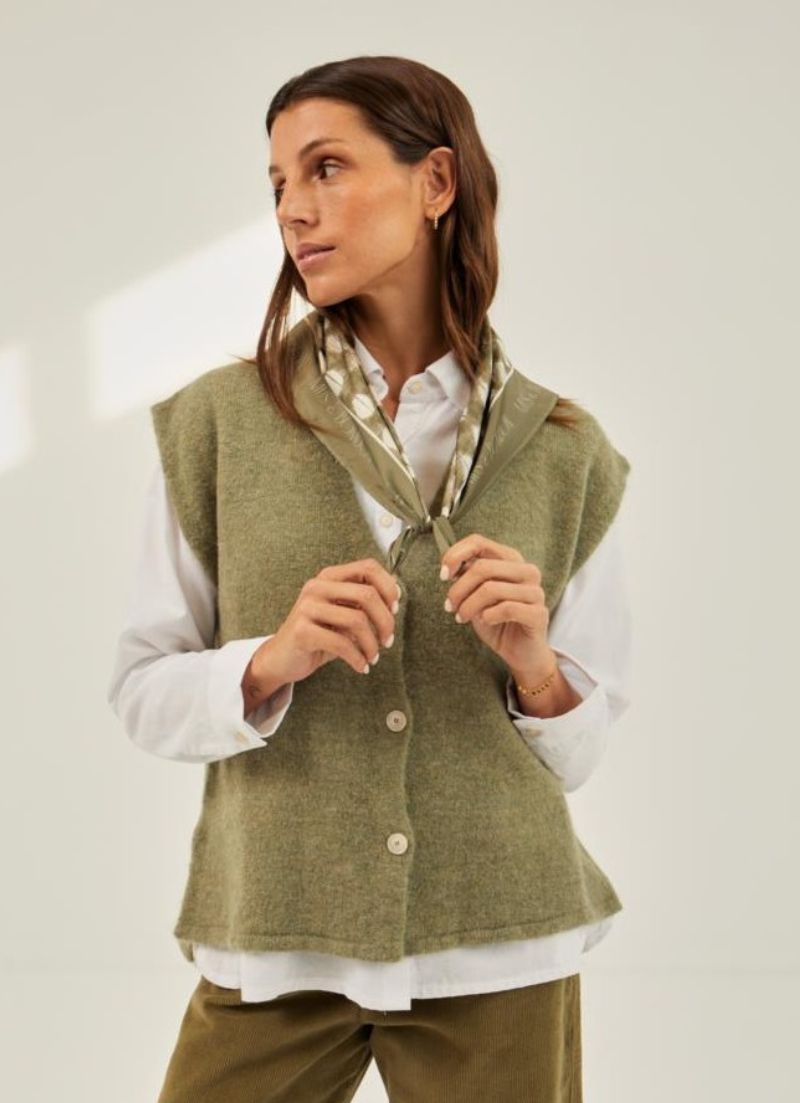 Gilet en tricot Alalo