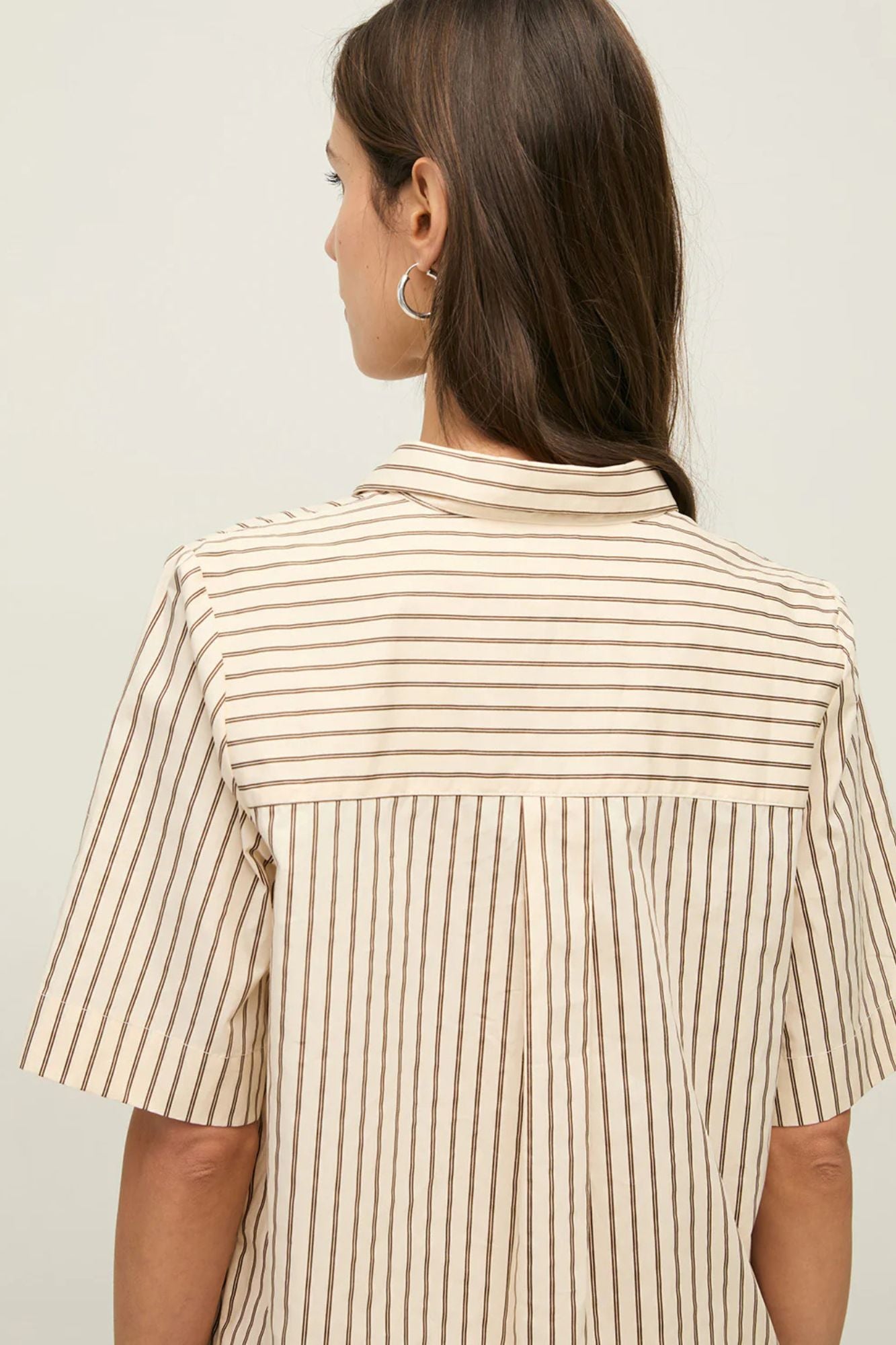 Short Collar Dress