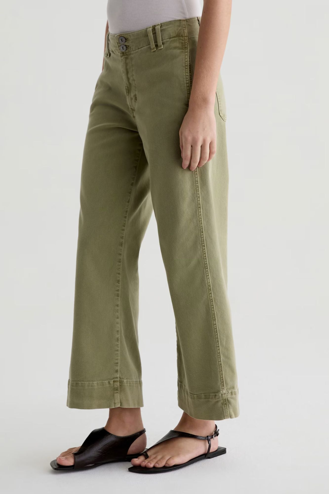 Natasha Mid Rise Crop