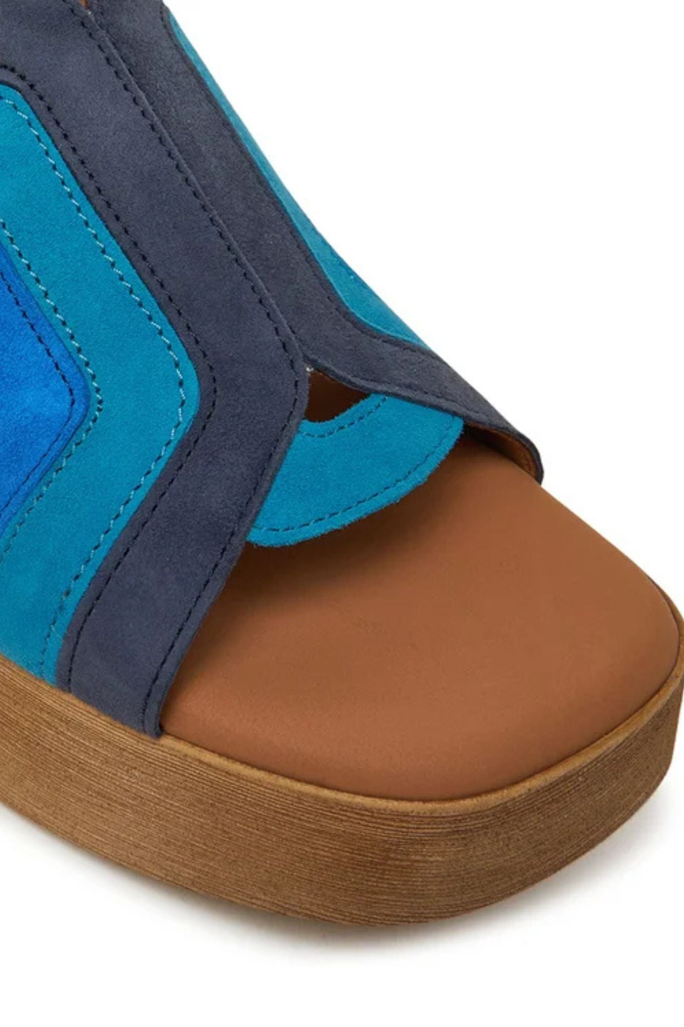 64.521 Platform Sandal