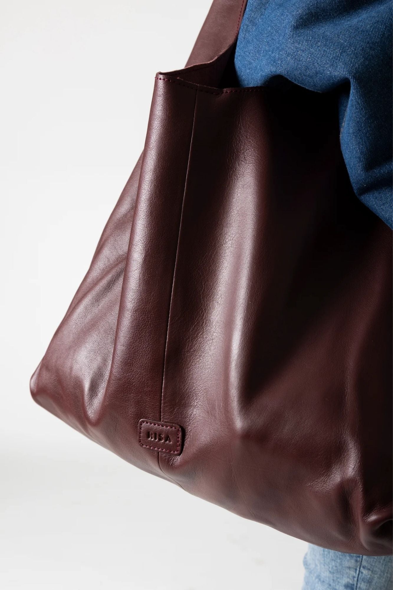 Knot Leather Shoulder Bag