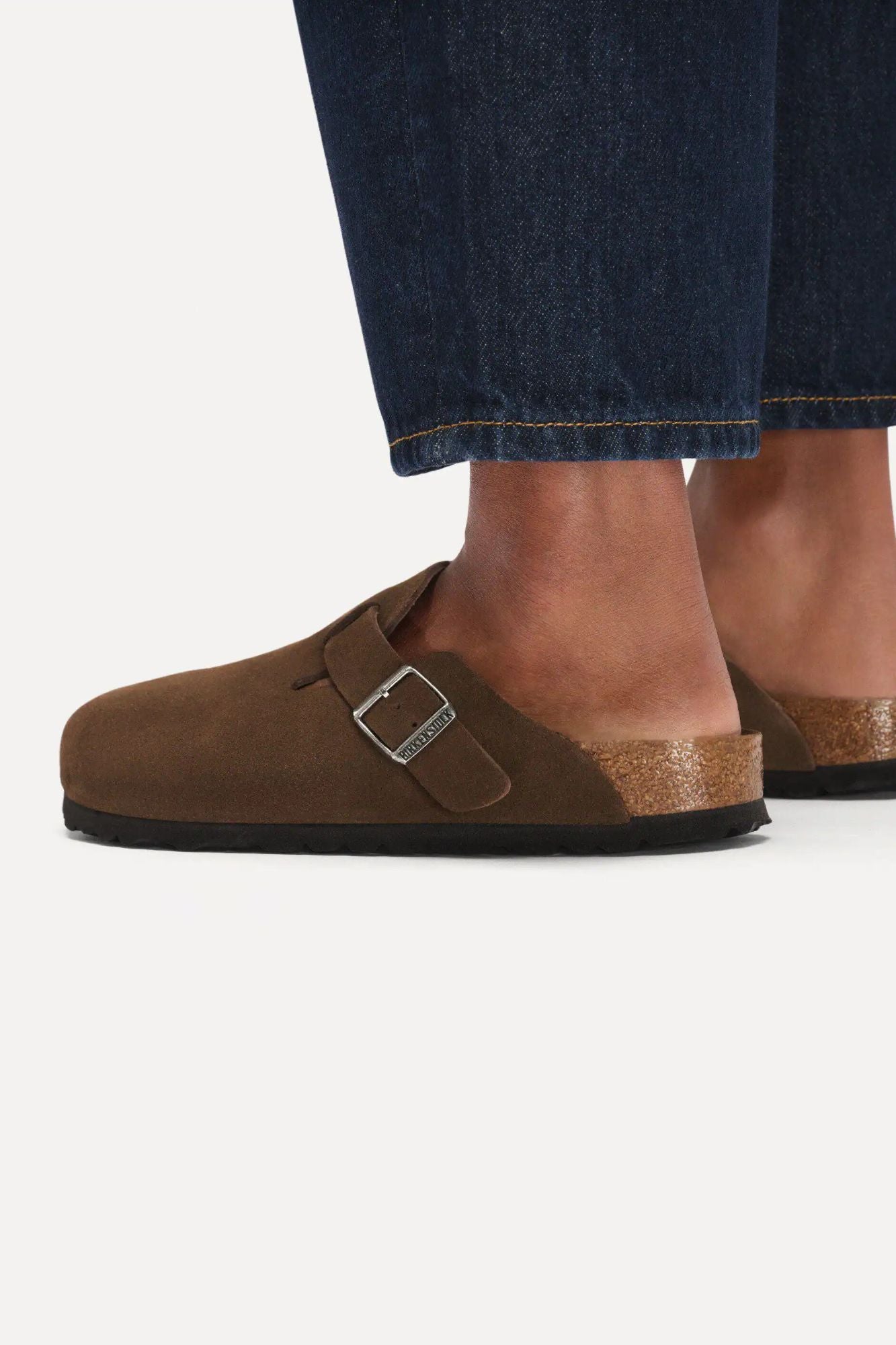 Boston Suede Soft Footbed I Narrow