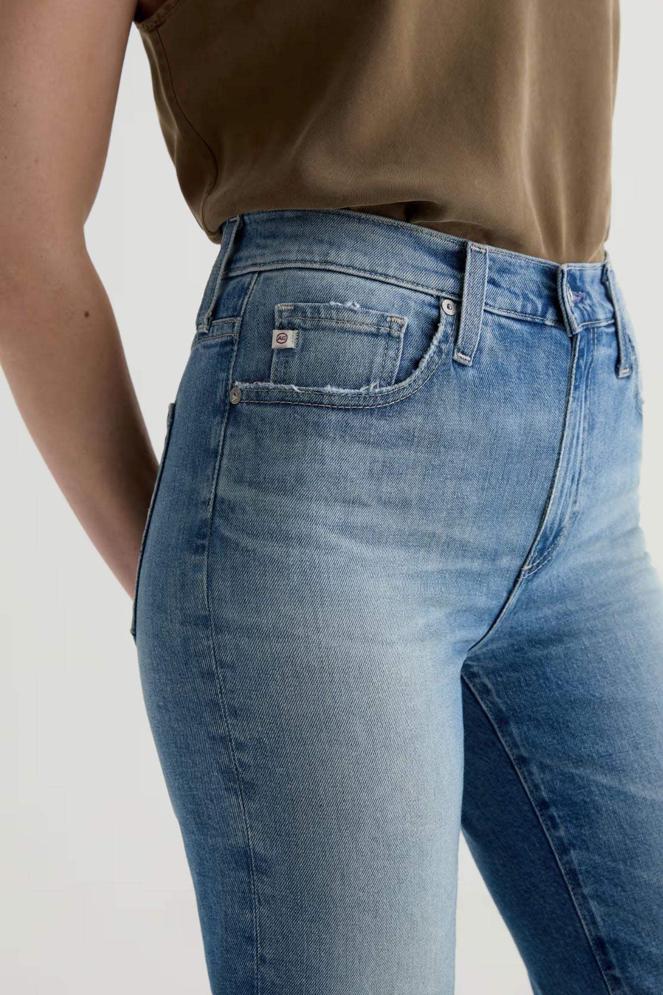 Brinley Crop Mid-Rise Straight Leg