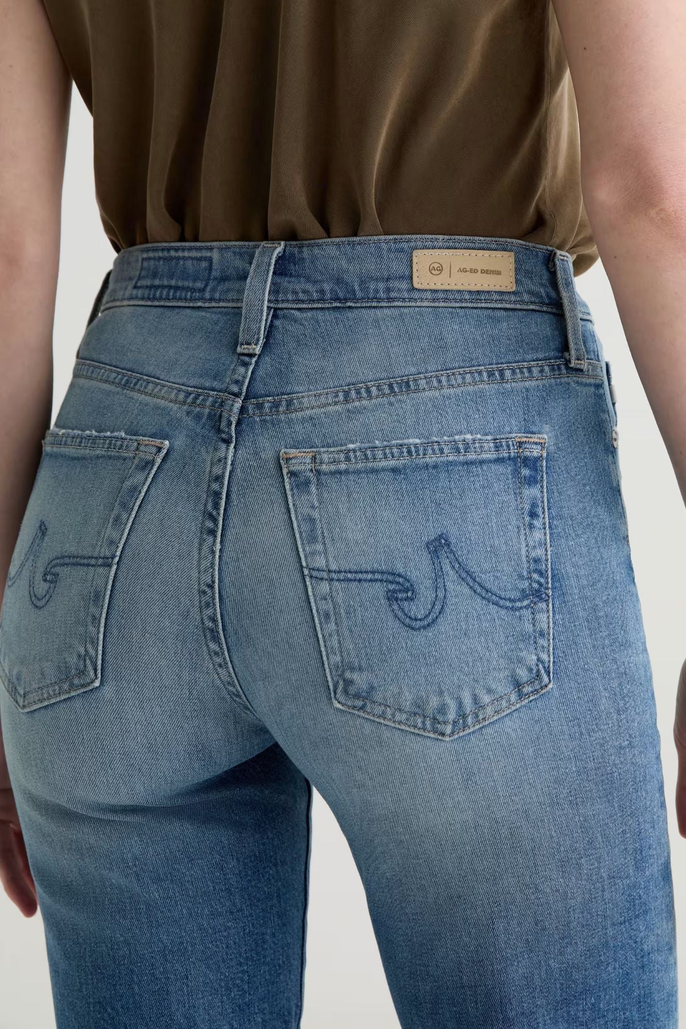 Brinley Crop Mid-Rise Straight Leg