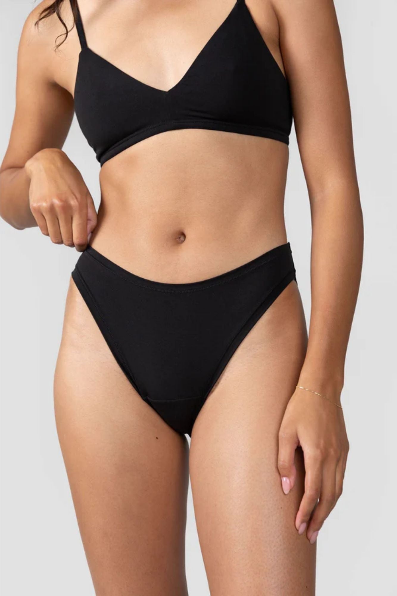High Rise Bikini Mineral Undies | Black