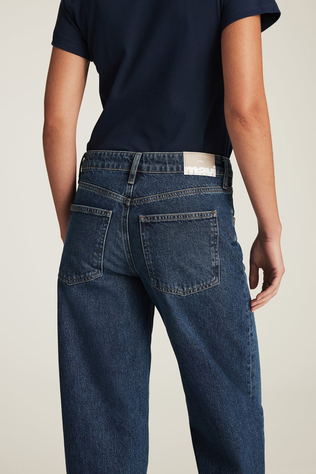 Nica Barrel Jeans