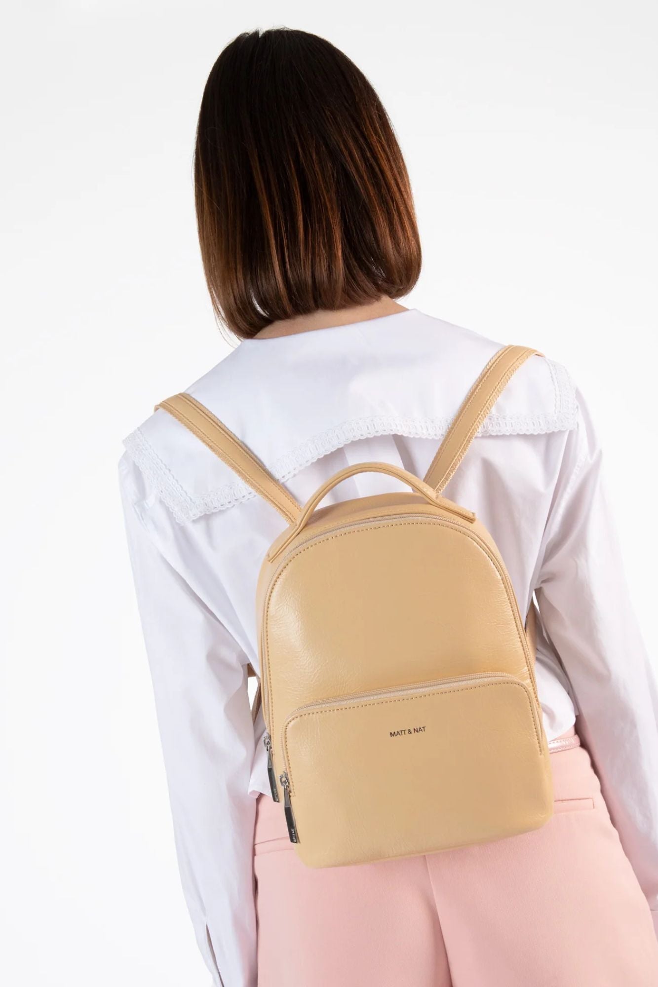 Carosm Vegan Backpack - Theme