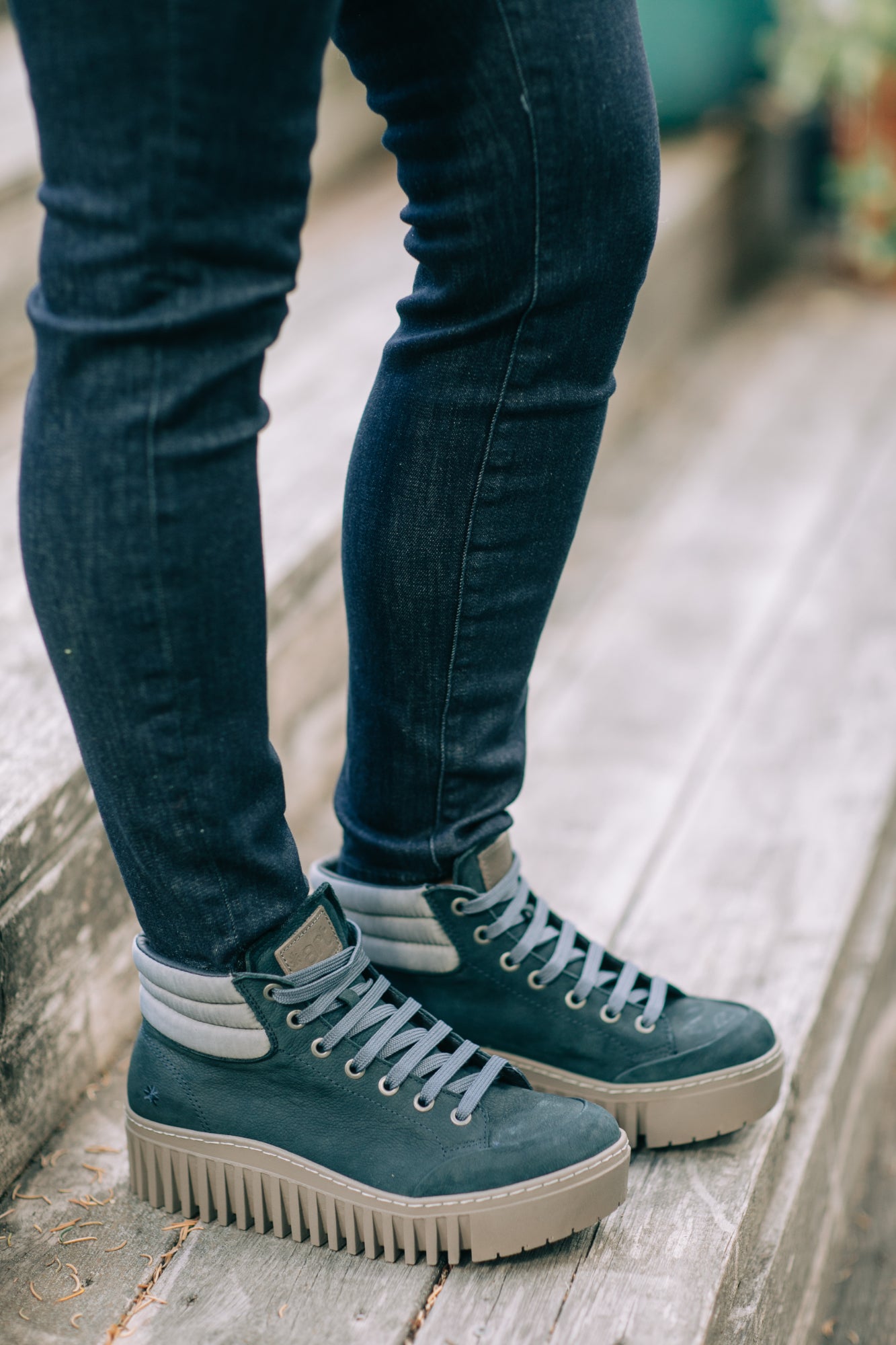 Brighton Shoe | 1532 Nobuck