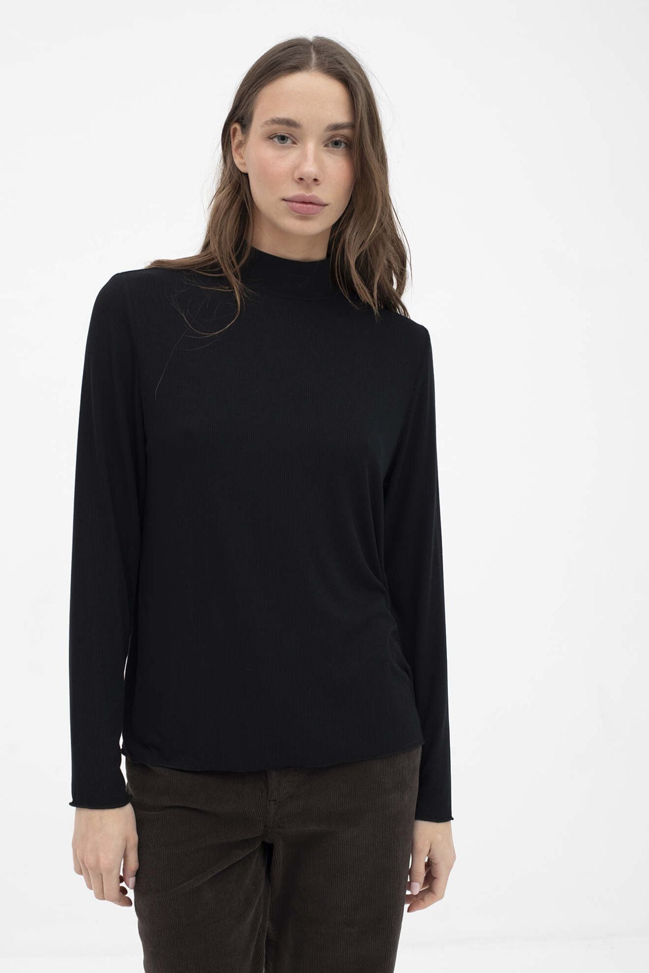 Ceira Turtleck T-Shirt