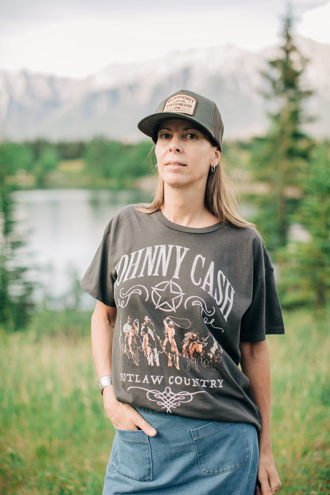 Johnny Cash Outlaw Country Merch Tee