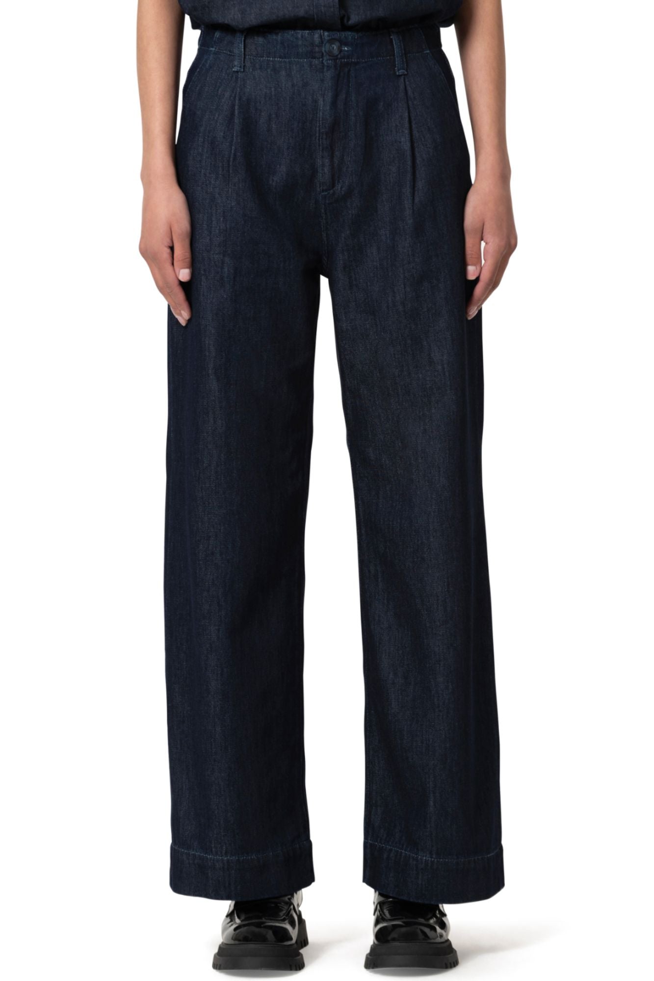 Pera Pleated Wide Leg Jeans
