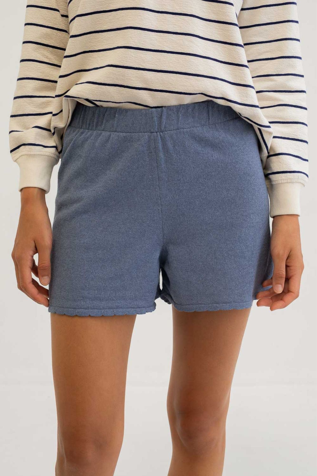Atemoya Short