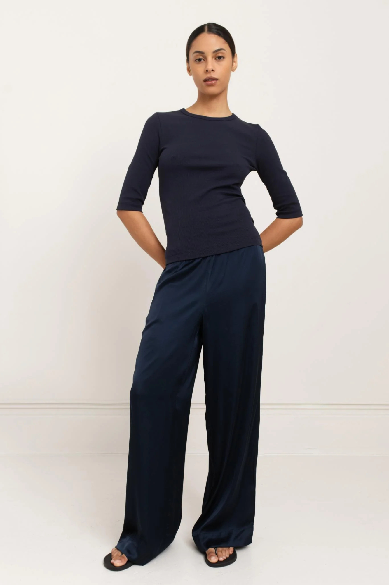 Akari Crew Neck