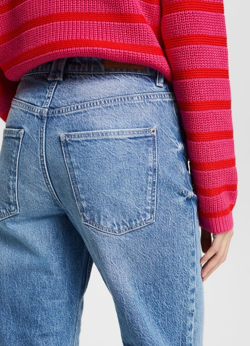 Dad Fit Straight Jeans