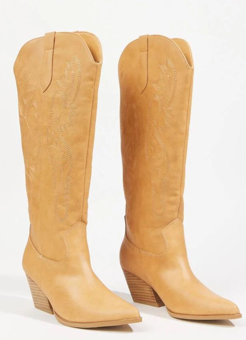 Zeina Boot