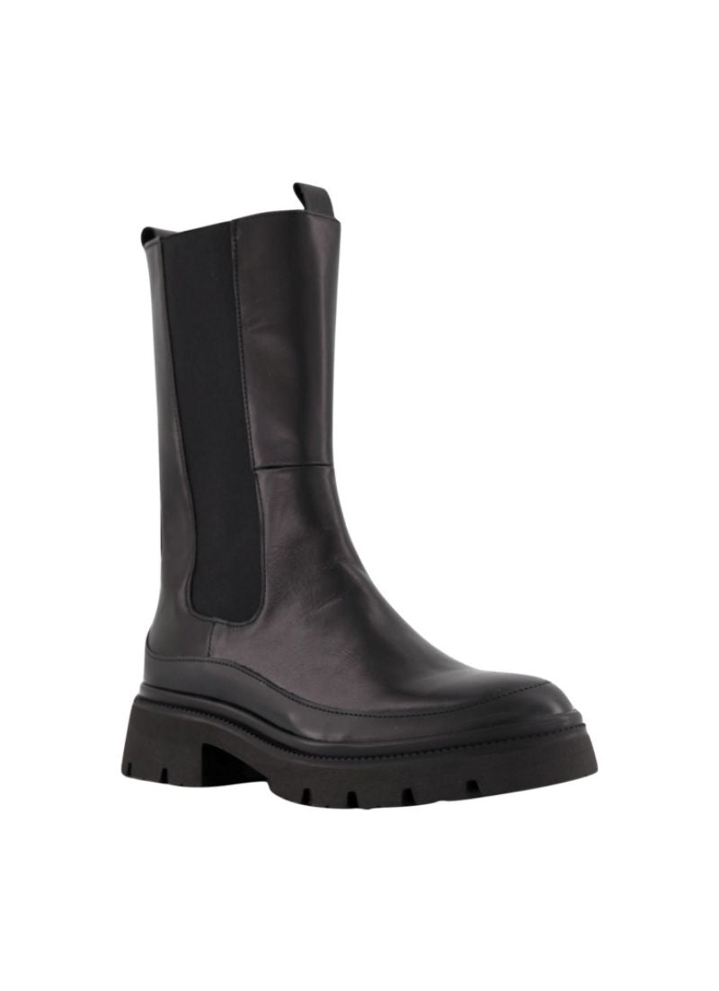 Trim Mid Boot
