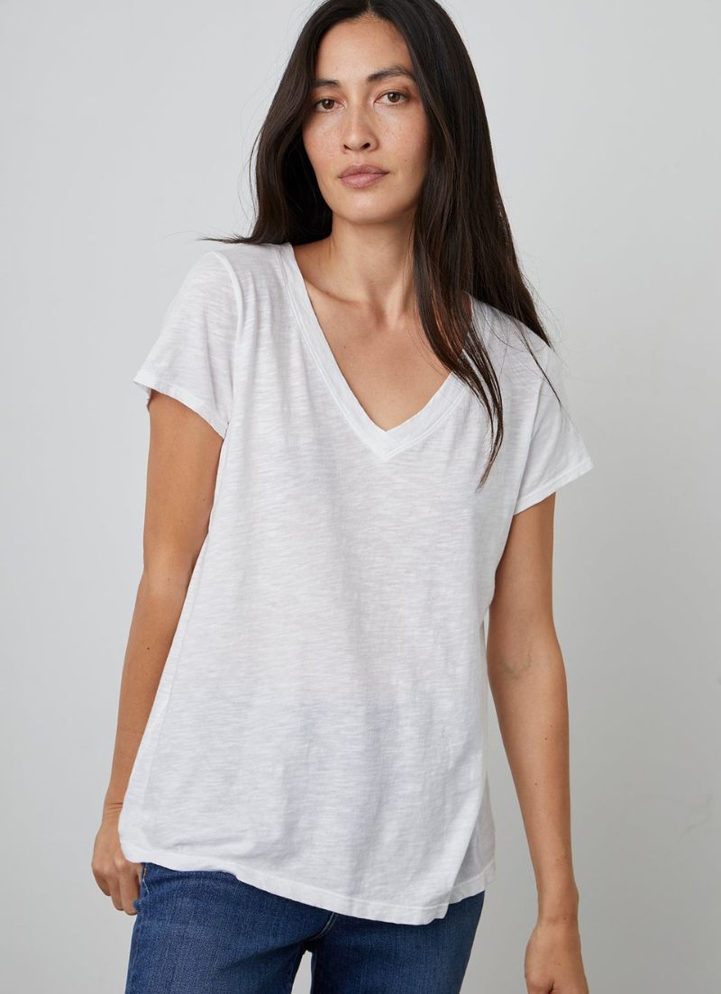 Jilian Tee