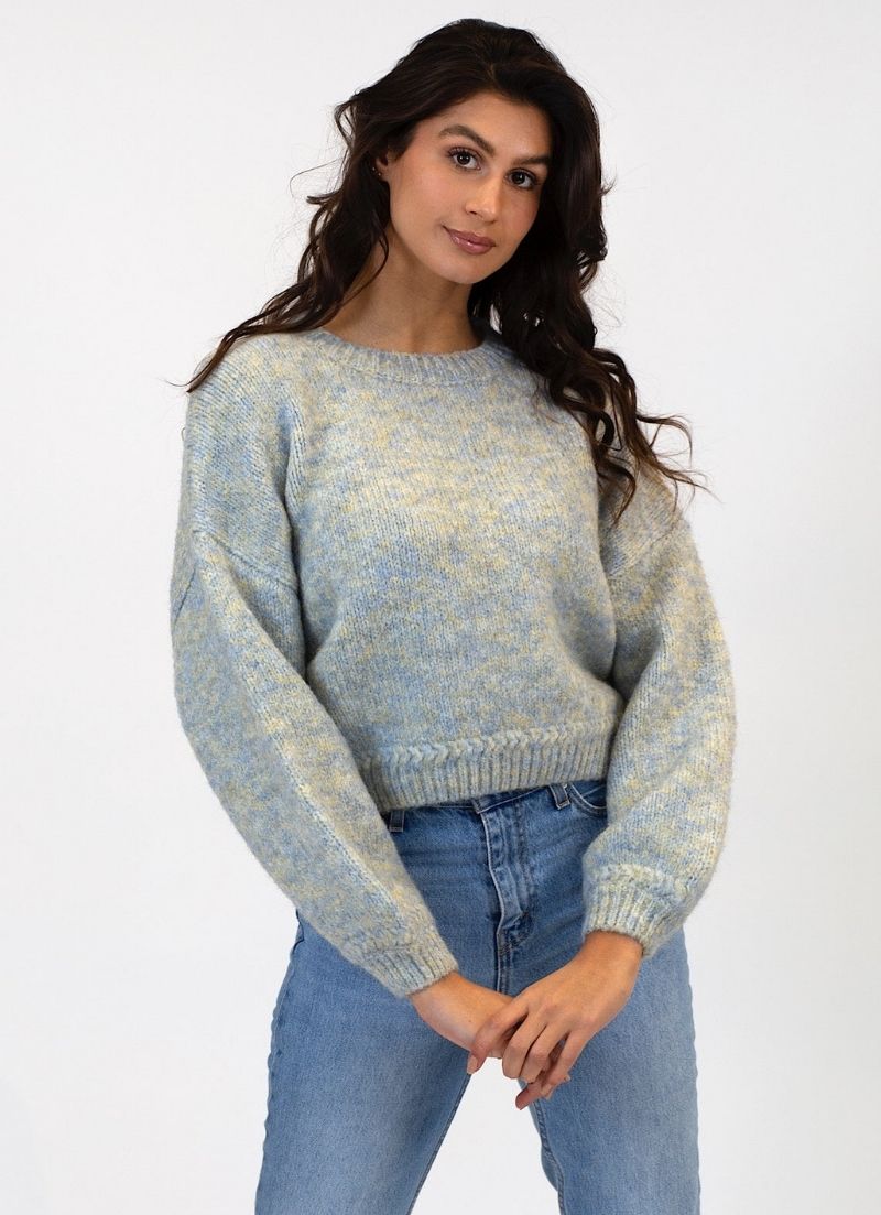 Lyla & Luxe - Bubble Sleeve Sweater