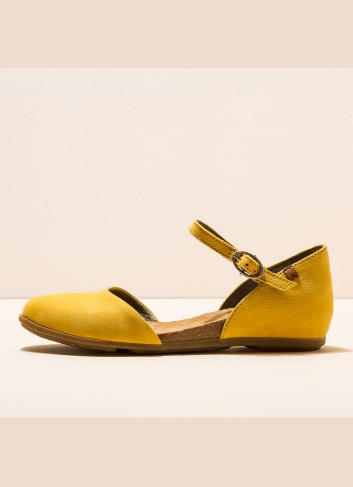 El Naturalista - Stella Buckled Flat Curry