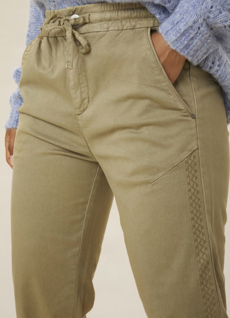 Cream - Nuka Jogdenim Cargo Pant