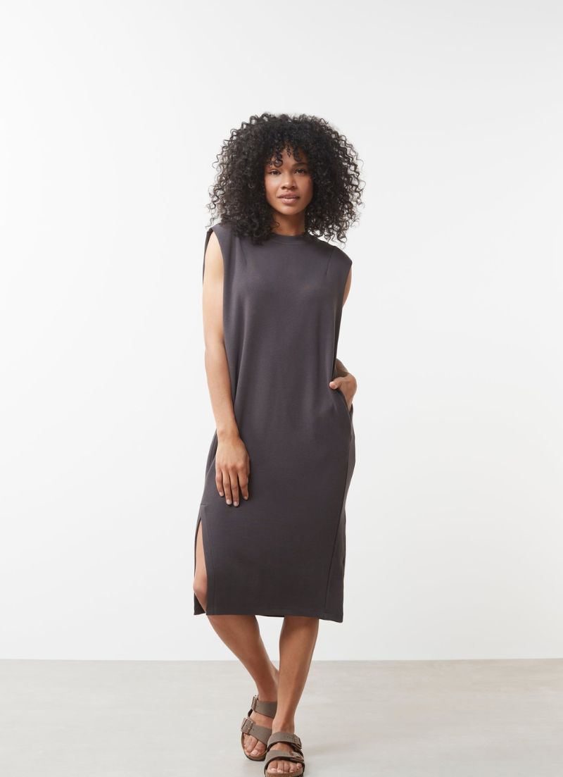 sleeveless jersey dress
