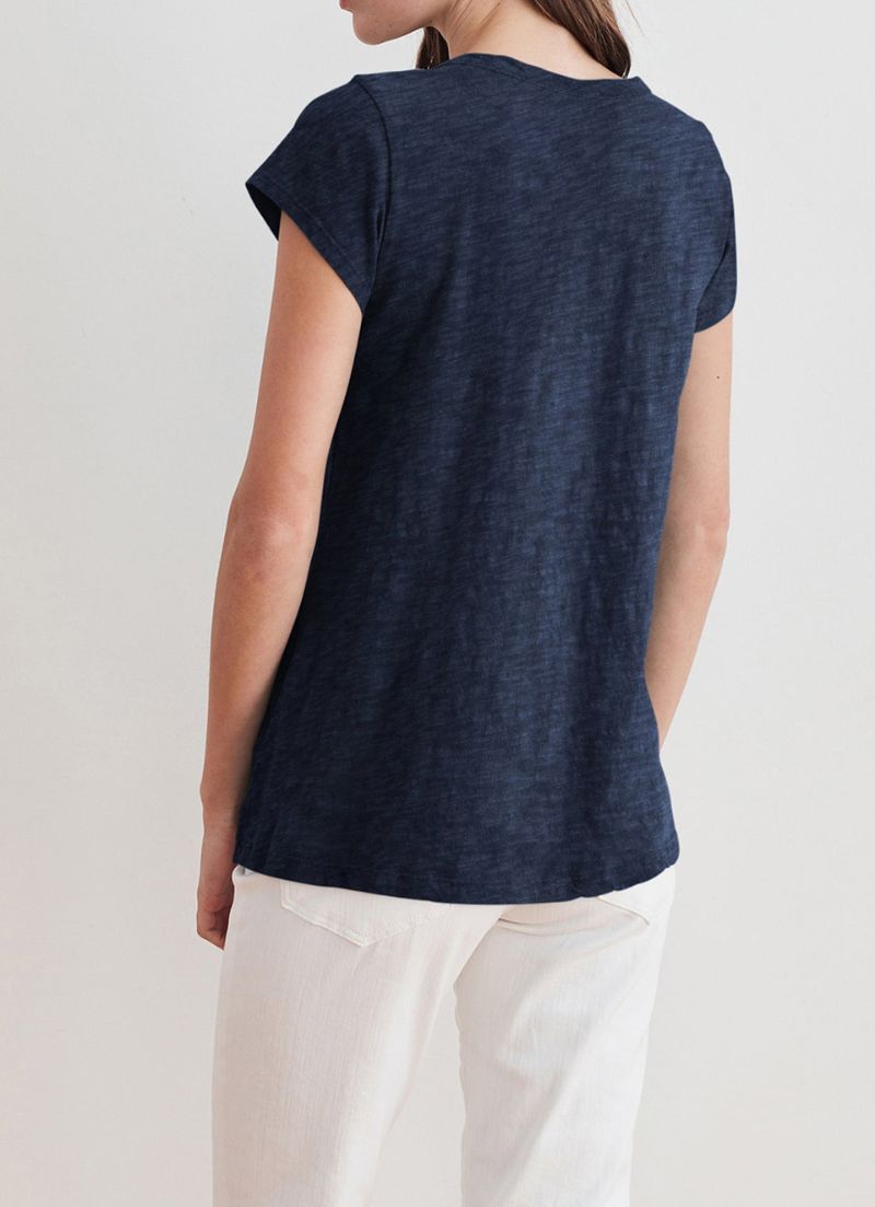 Kira Tee
