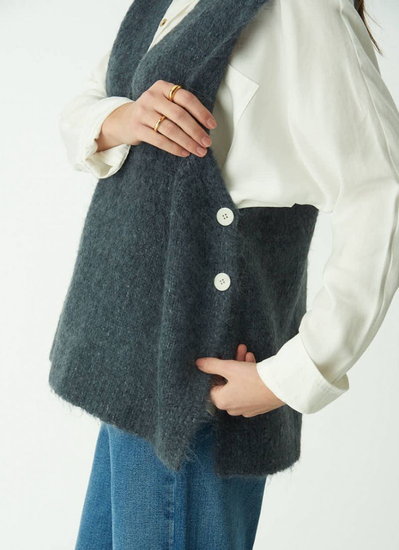 Jaya Knit Vest