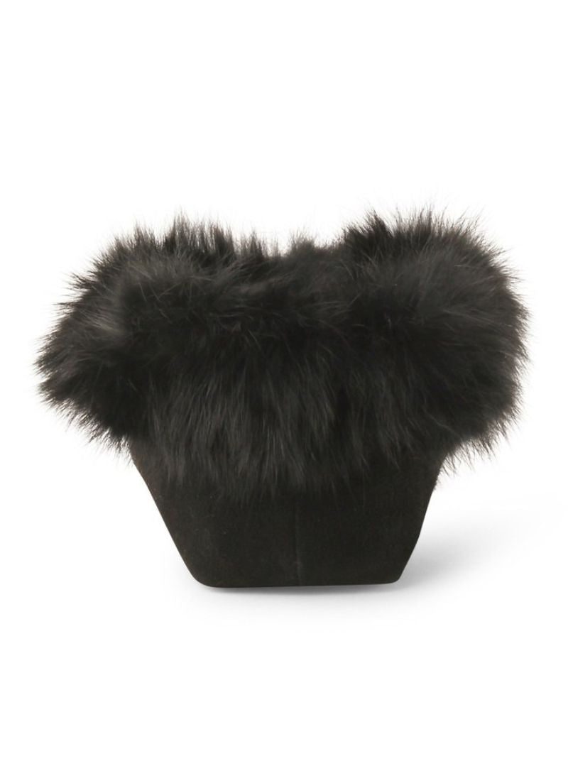 Tipi Moccasin