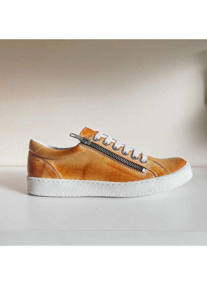 Ceraline Sneakers
