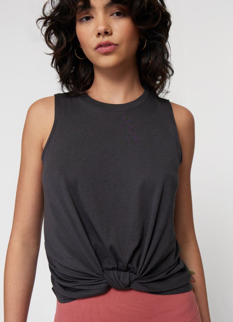 Knot Muscle Tank