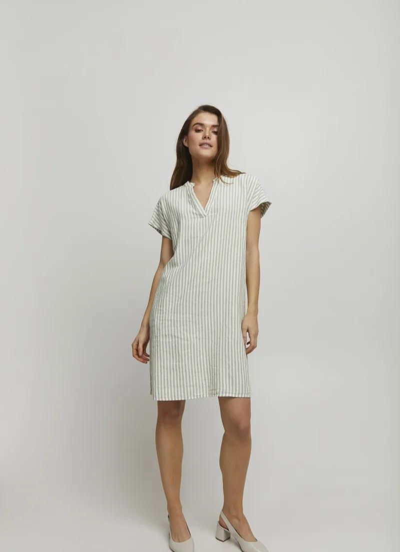 Robe Falakka à col en V