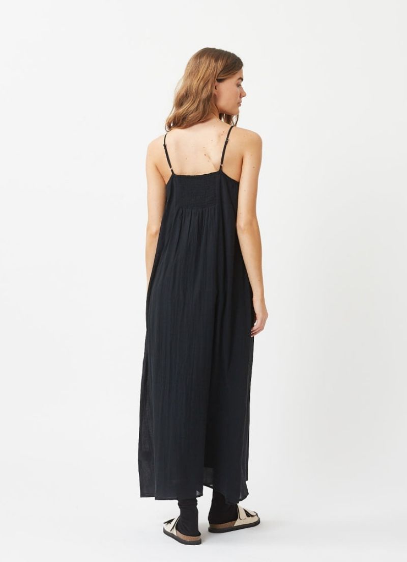 Vikilina Maxi Dress