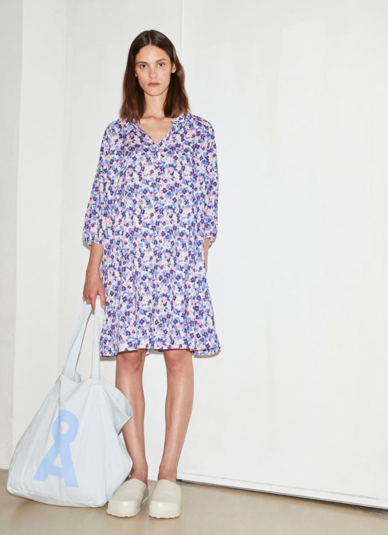 Robe Priscaa à fleurs multicolores
