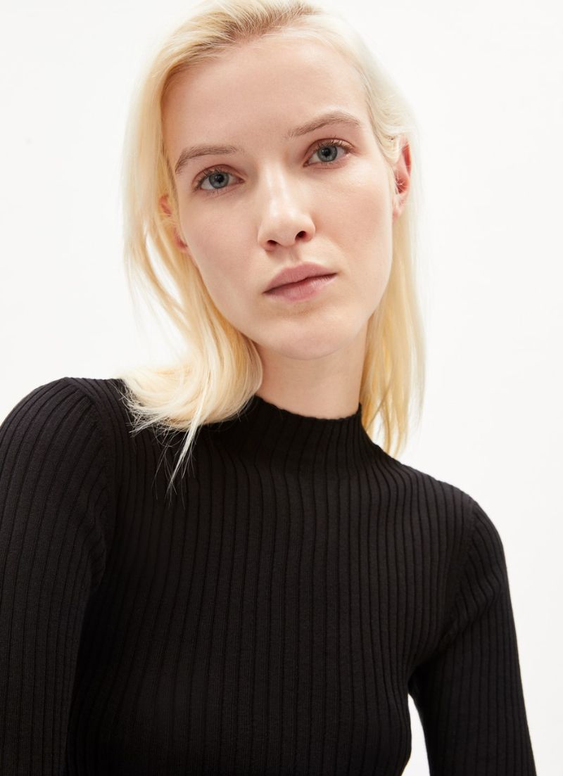 Alaani Knit Pullover