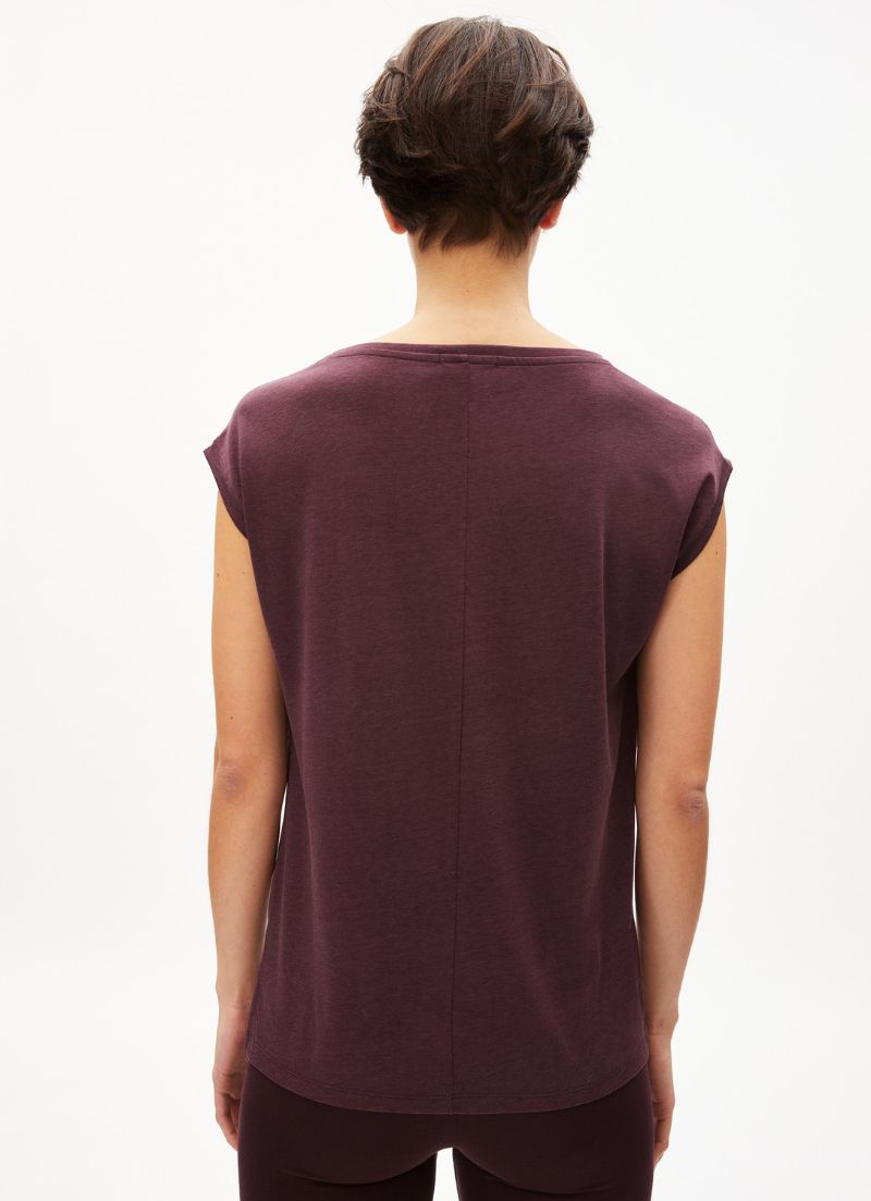 Jilaa T-shirt