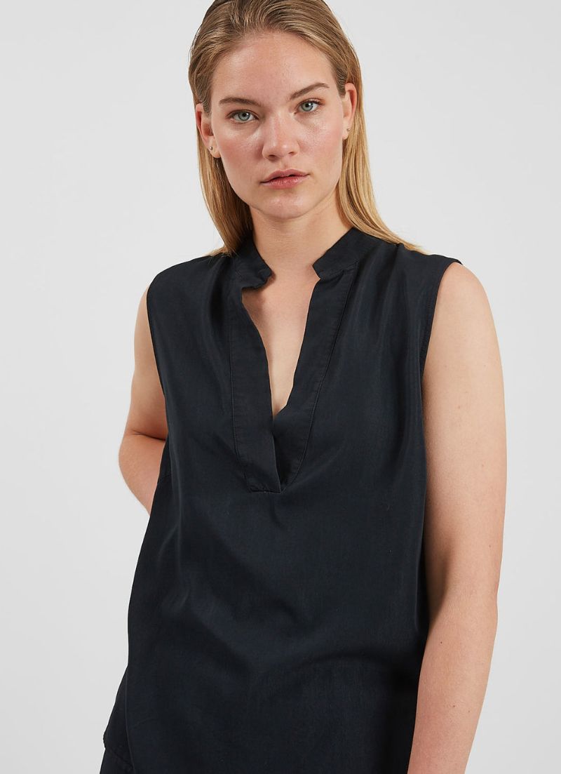 Bolina Sleeveless Blouse