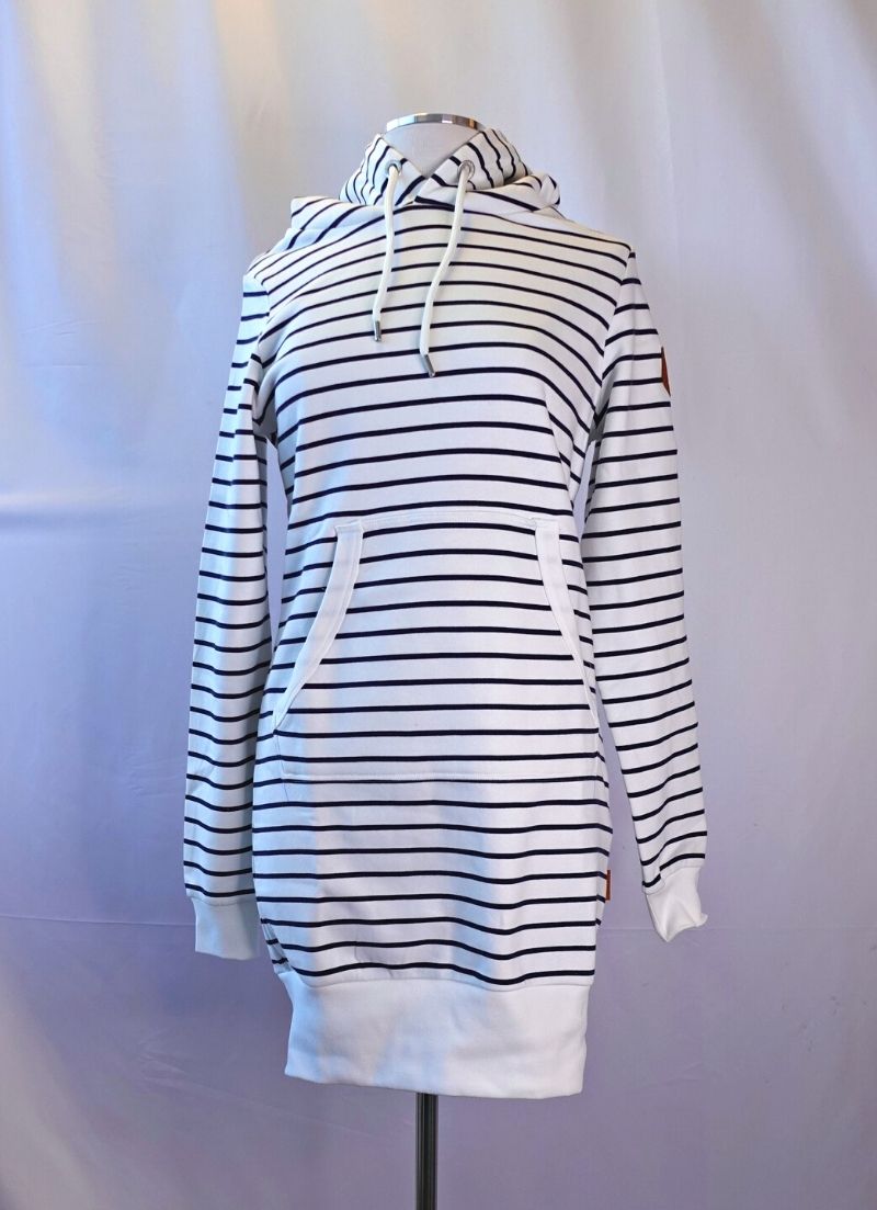 Robe à capuche Carmen