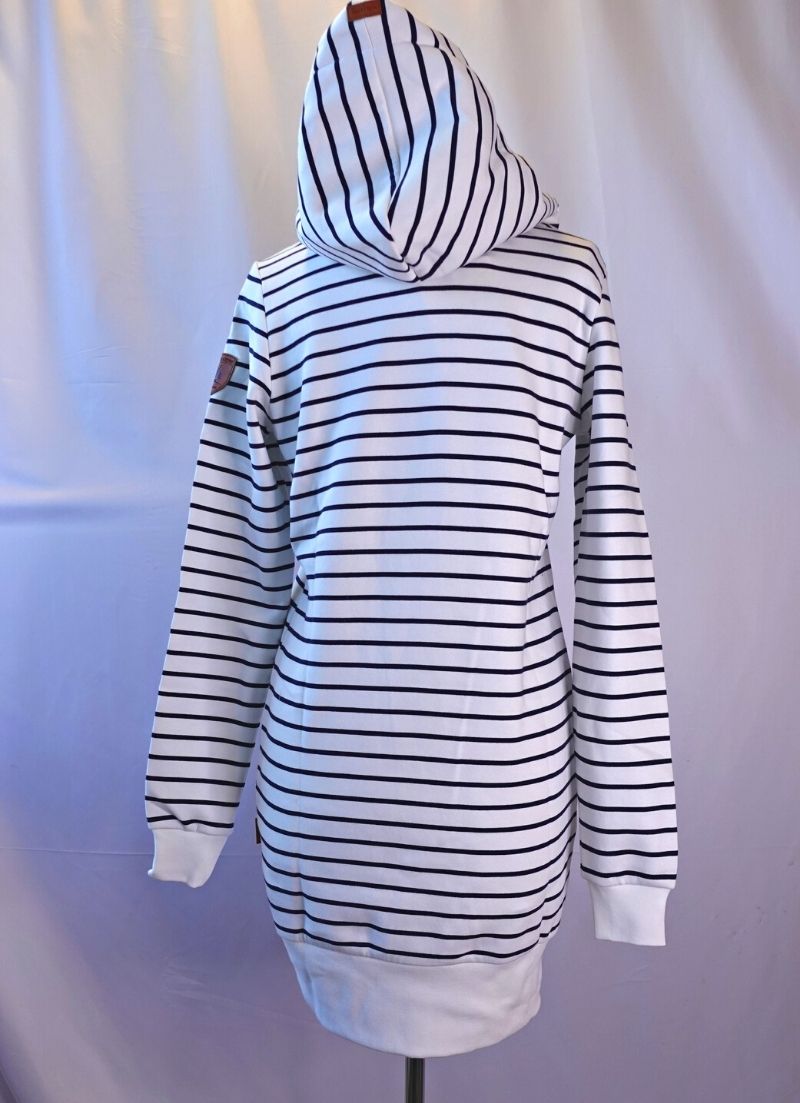 Robe à capuche Carmen