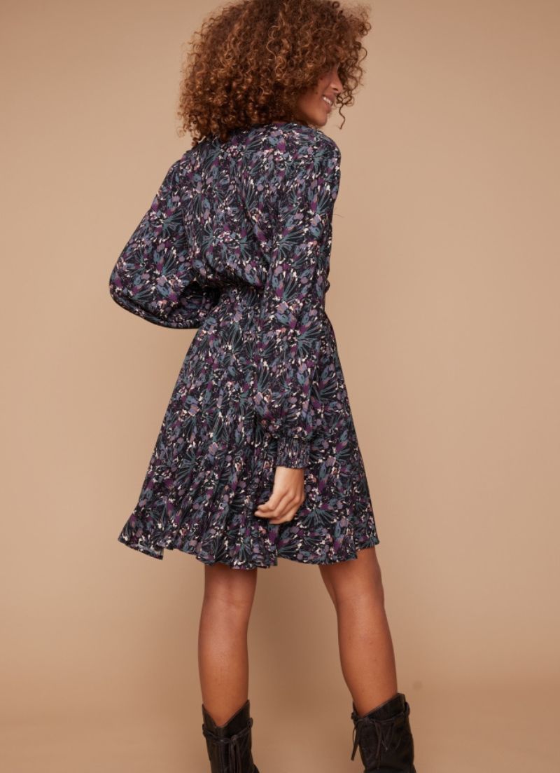 Robe Vijay Rose