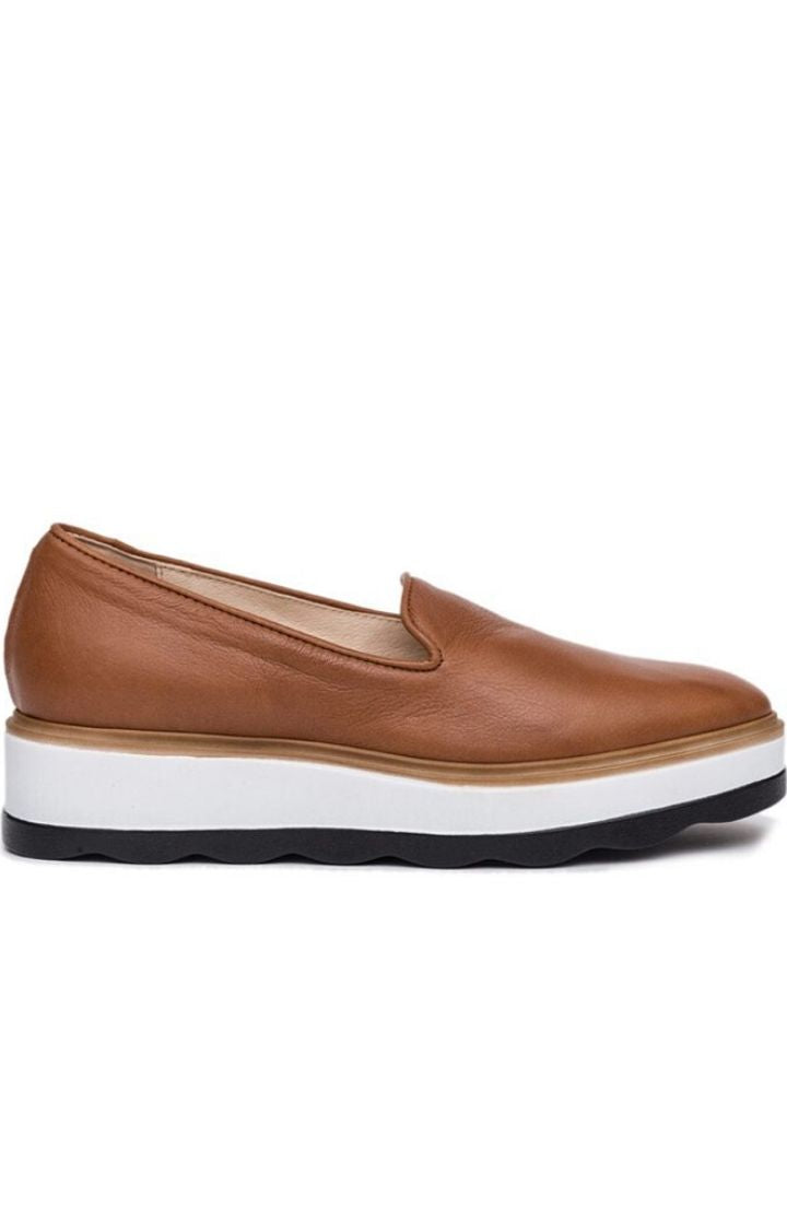Ateliers Akila Leather Loafer