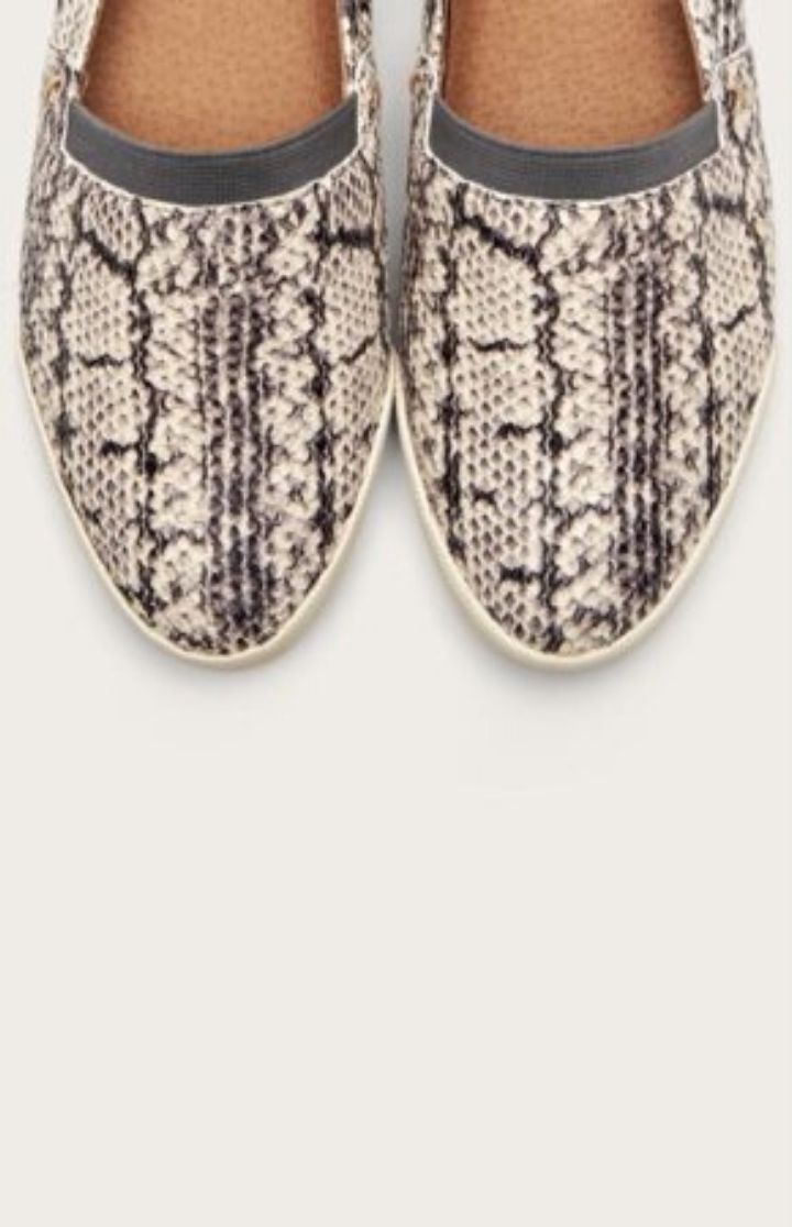 Frye - Mélanie à enfiler